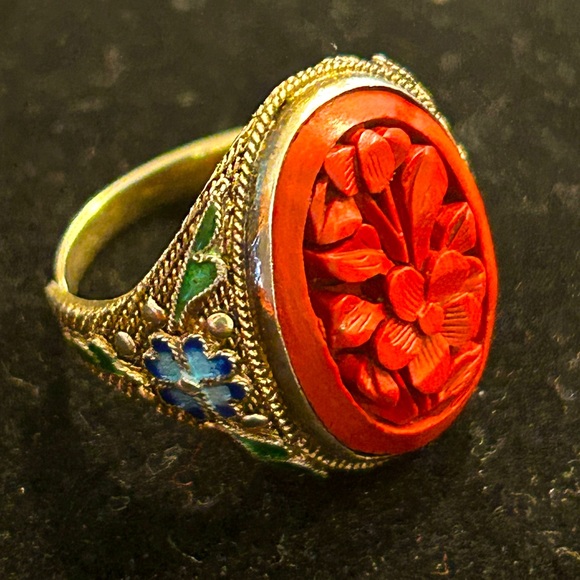 Vintage Chinese Cinnabar 4 Piece Set - Necklace, Bangle and 925 Ring & Earrings - Picture 4 of 15